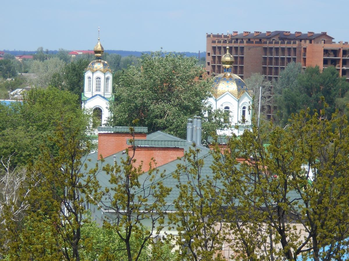 Миргород. квартира посуточно центр. Евроремонт Экстерьер фото